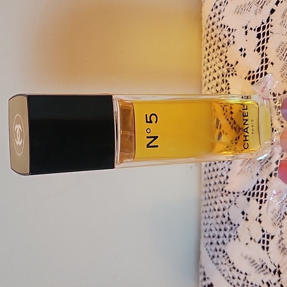 Chanel #5 perfume in small container pick your color - Picture 2 of 3